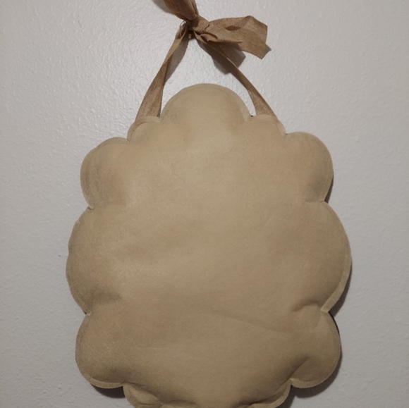 20" X 16" Red Felt Burlap Wall Hanger Lightweight Christmas Peace Joy Love w/Bow - Picture 2 of 9